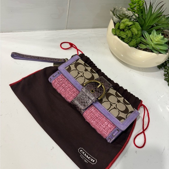 Coach Pink and Purple Women's Clutch - Picture 1 of 9